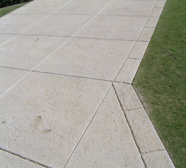Liquid Limestone Square with Axed Boarder Pattern by Easy Pour Limestone Perth WA